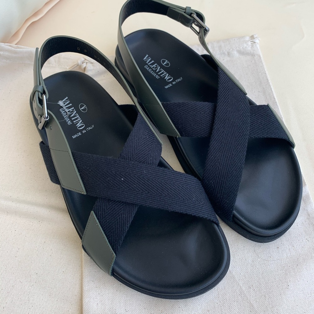 Valentino 💔new💔100% authentic 🙌🏻 size 40